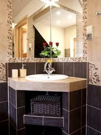 Luxdomki 山林小屋 *